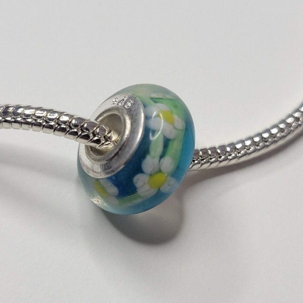 NWT For Pandora Charm Bracelet 925 Sterling Silver Murano Glass White Daisy Bead
